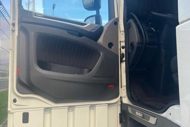 OmecoHub - Immagine DAF XF480FT